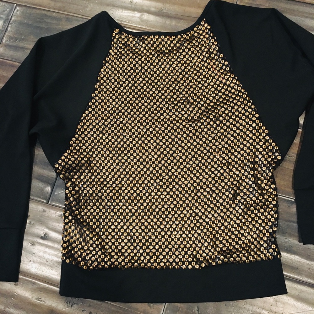Sequins Top - Picture 7 of 8